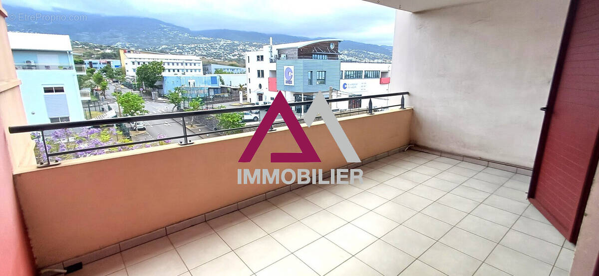 Appartement à SAINT-DENIS