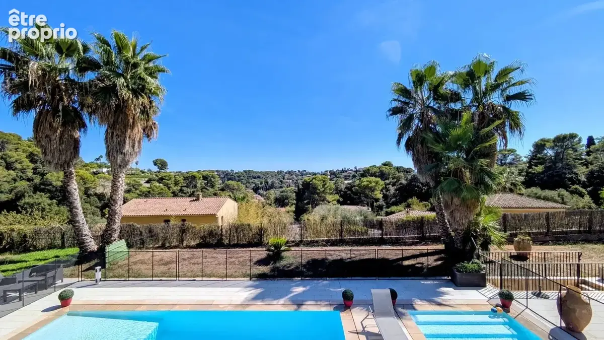 Villa 350 m² avec piscine et vue dégagée sur - photo 2