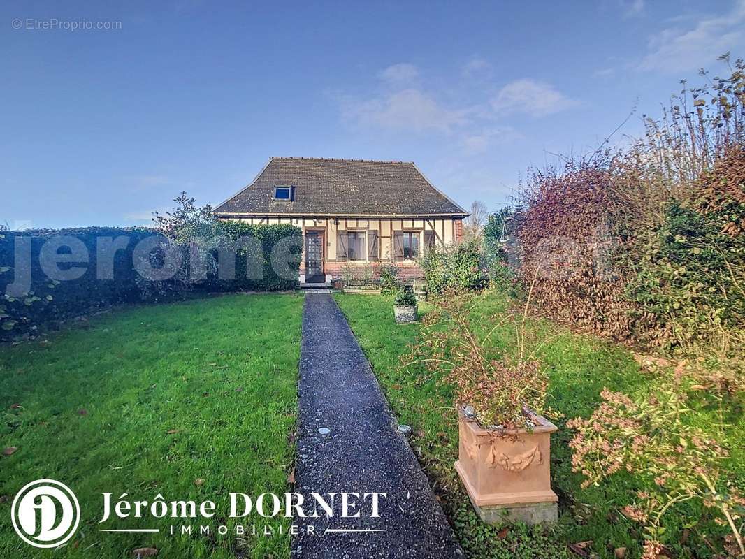 gia_00008_b8ae68c - Maison à GRANDVILLIERS