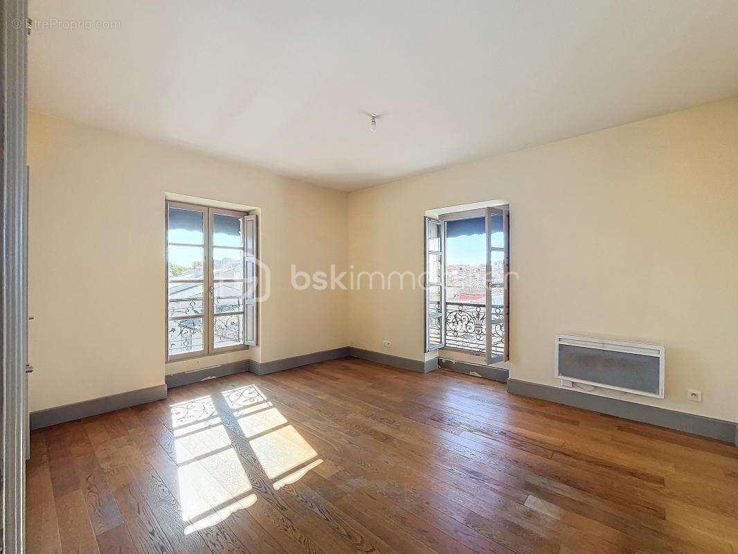 Appartement à NIMES