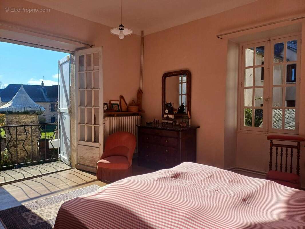 Photo 7 - Maison à RIGNAC