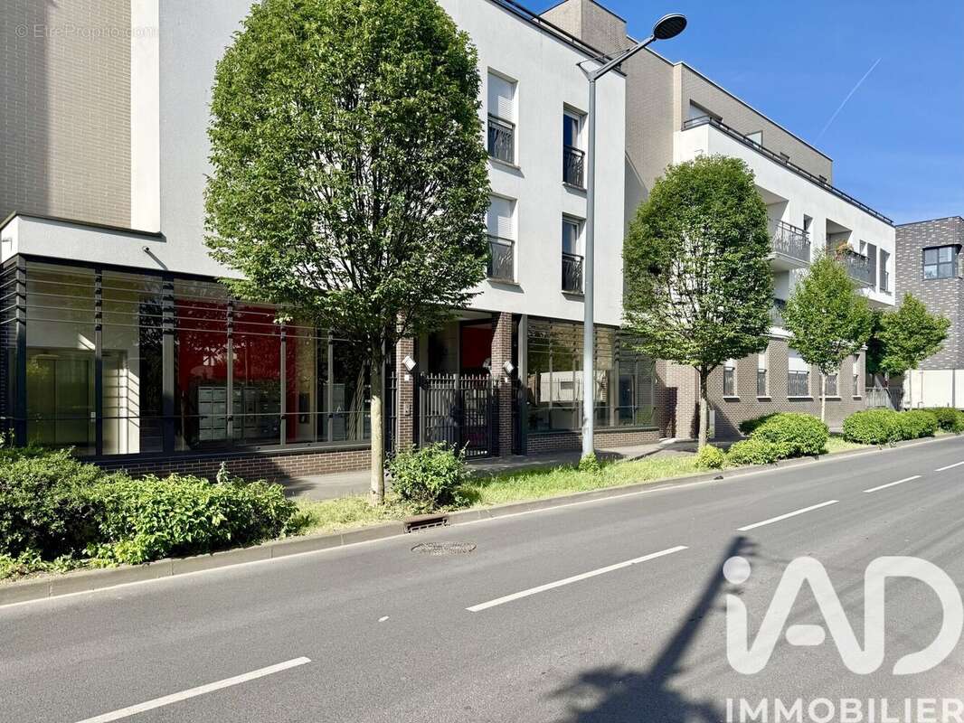 Photo 2 - Appartement à VIGNEUX-SUR-SEINE