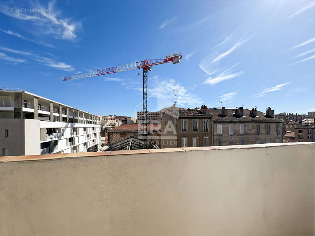 Appartement à MARSEILLE-3E