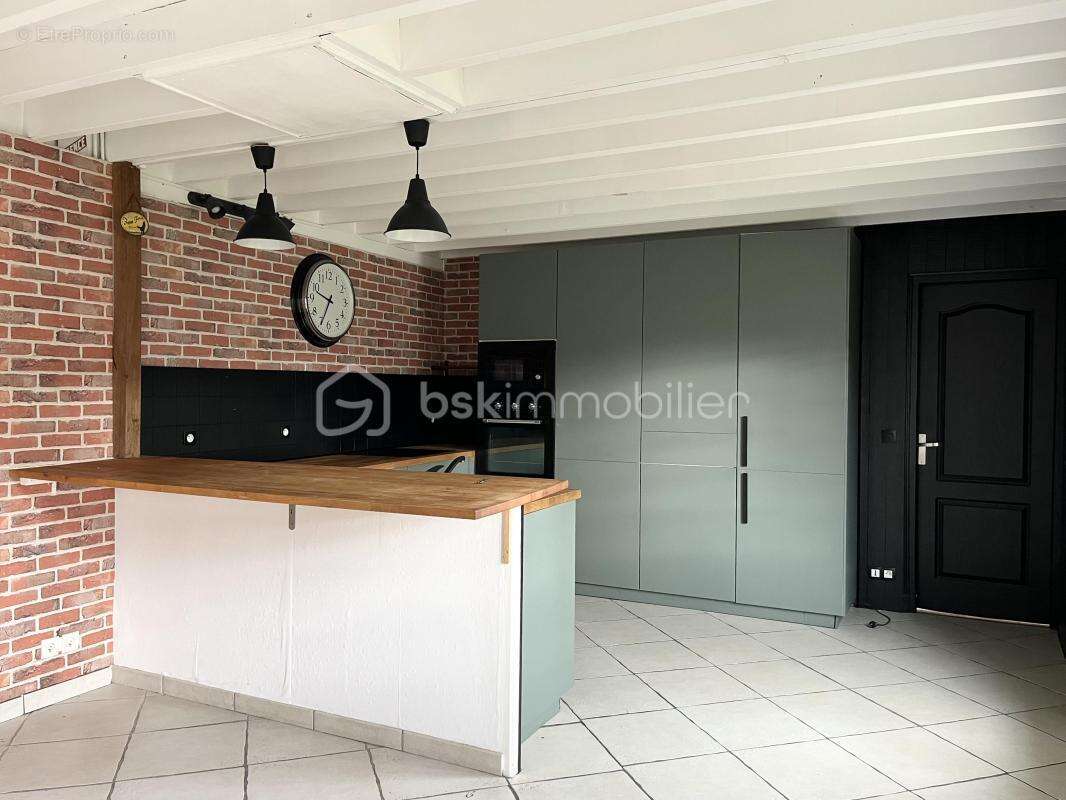 Maison à LA HARENGERE