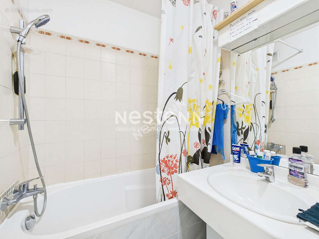 Appartement à PARIS-19E