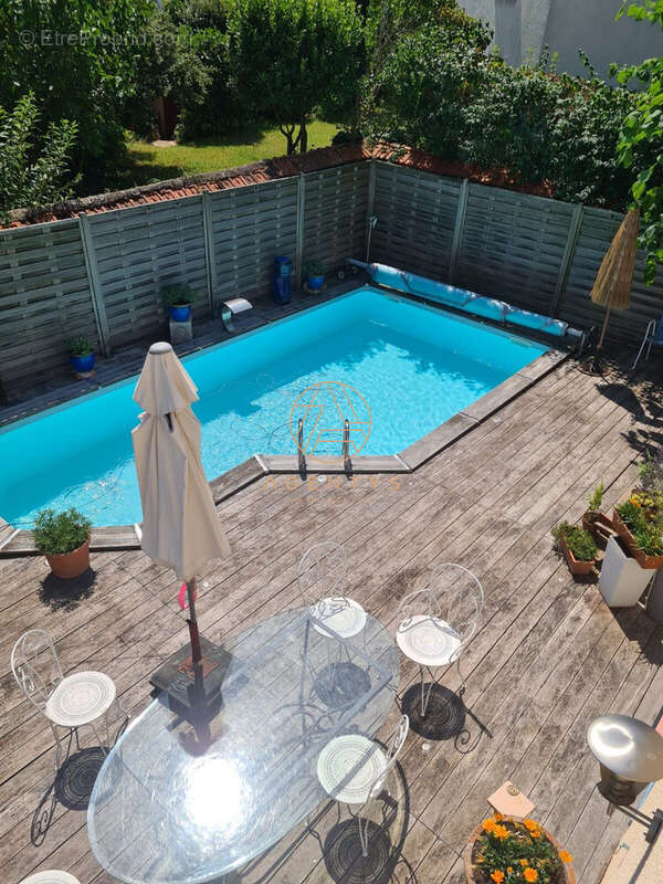 Maison à SAINT-MAUR-DES-FOSSES