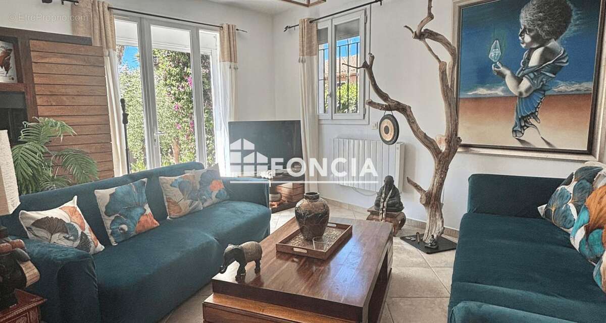 Maison à LA LONDE-LES-MAURES