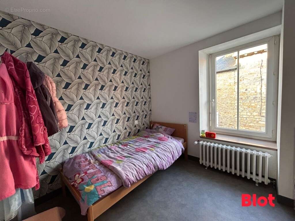 Maison à SAINT-AUBIN-DU-CORMIER