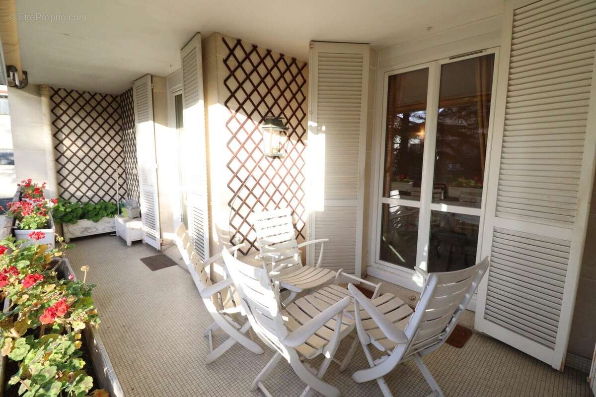 Appartement à LOUVECIENNES