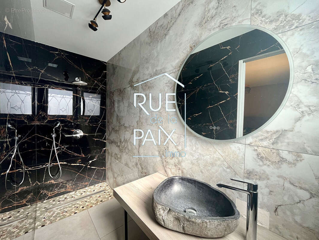 Maison à LA FERRIERE-EN-PARTHENAY