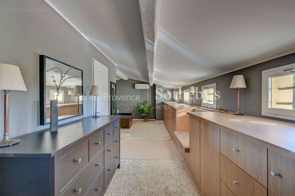 Maison à AIX-EN-PROVENCE