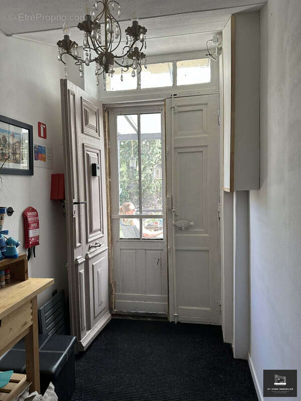 Maison 250 m² à Prades-Sur-Vernazobre  - photo 8