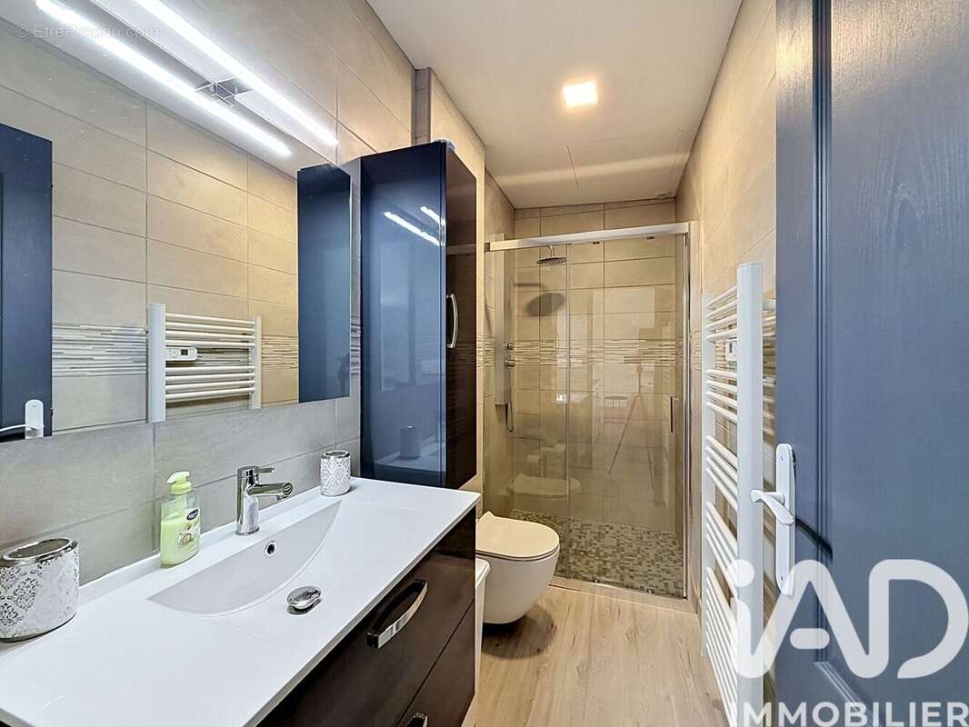 Maison 114 m² à Clam  - photo 3
