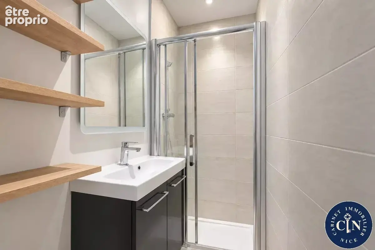 Appartement 3 pièces 45 m² à vendre à Nice (06100) - photo 8