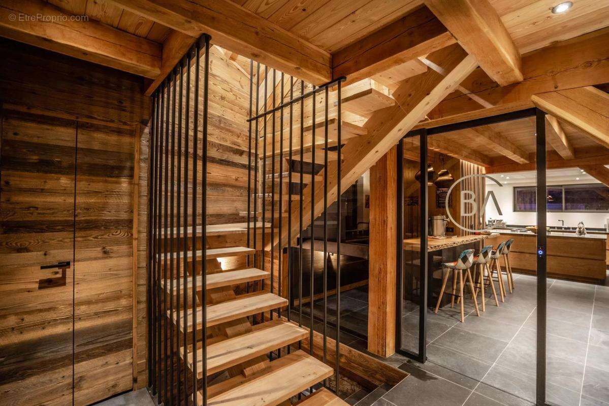 Maison à LA SALLE-LES-ALPES