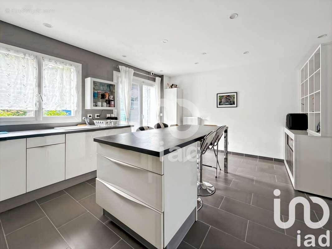 Photo 4 - Maison à COMBS-LA-VILLE