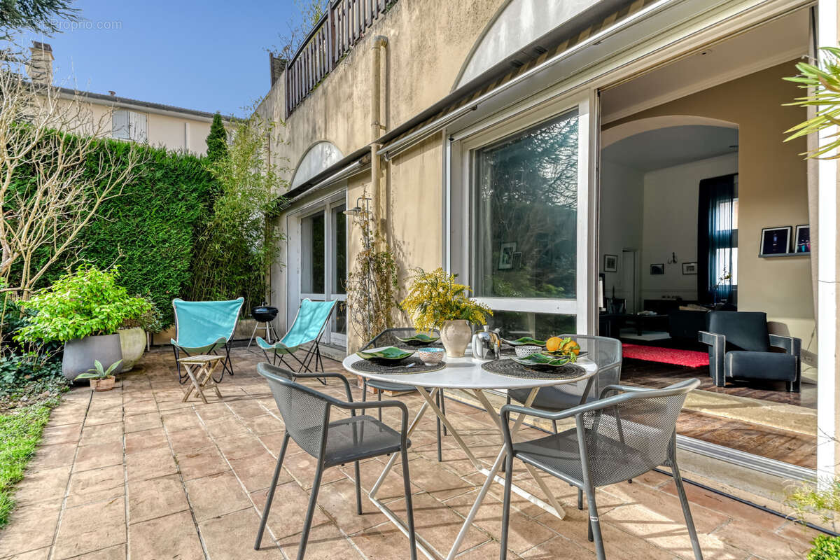 Appartement à SAINTE-FOY-LES-LYON