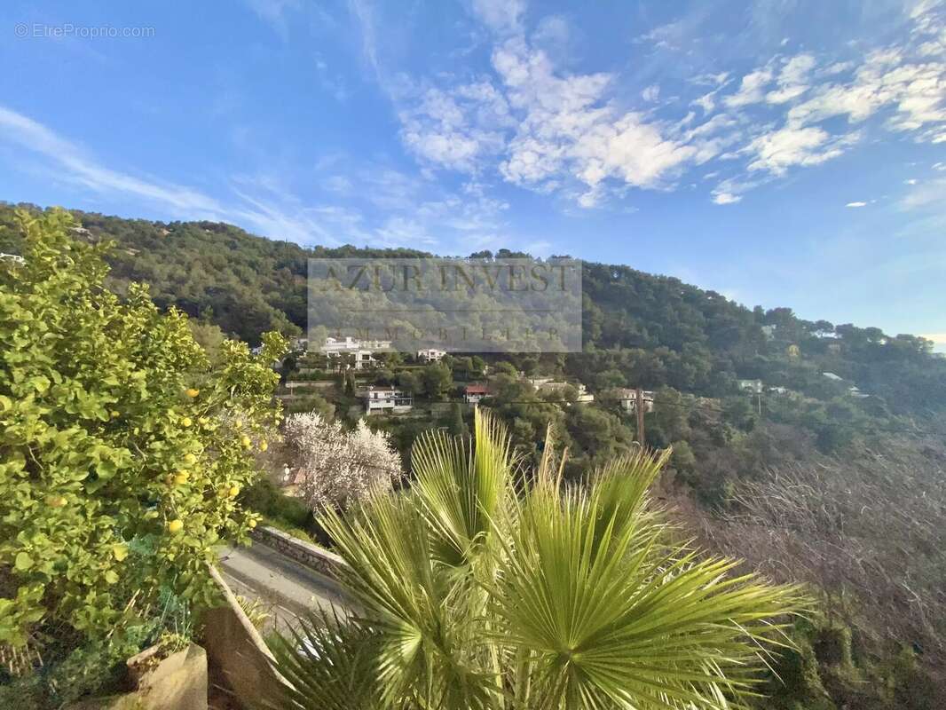 Appartement à ROQUEBRUNE-CAP-MARTIN