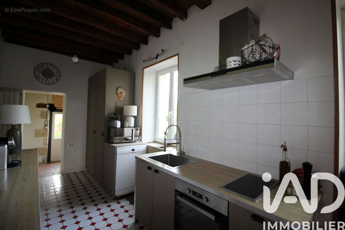 Photo 9 - Maison à VARENNES-VAUZELLES