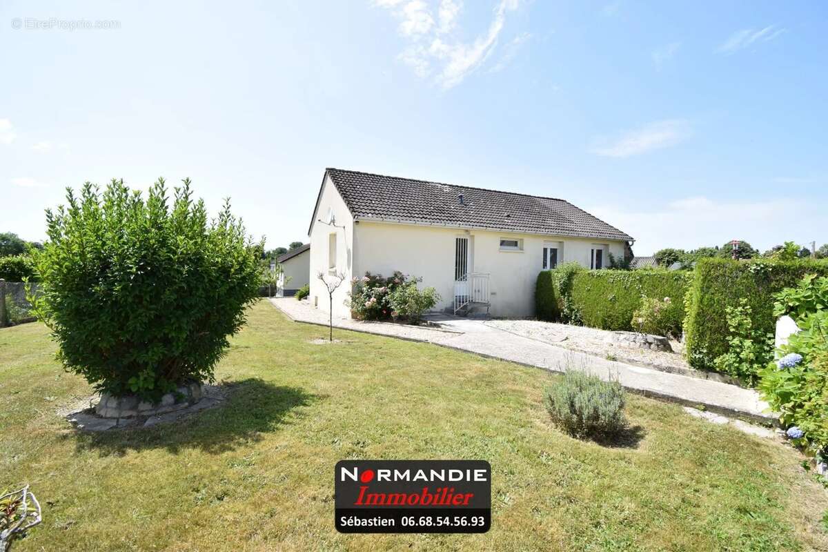 Maison à DOUDEVILLE