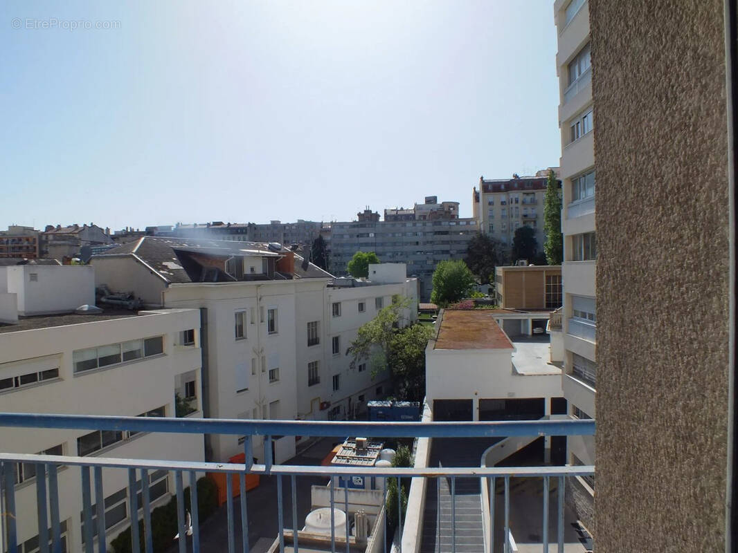 Appartement à MARSEILLE-8E