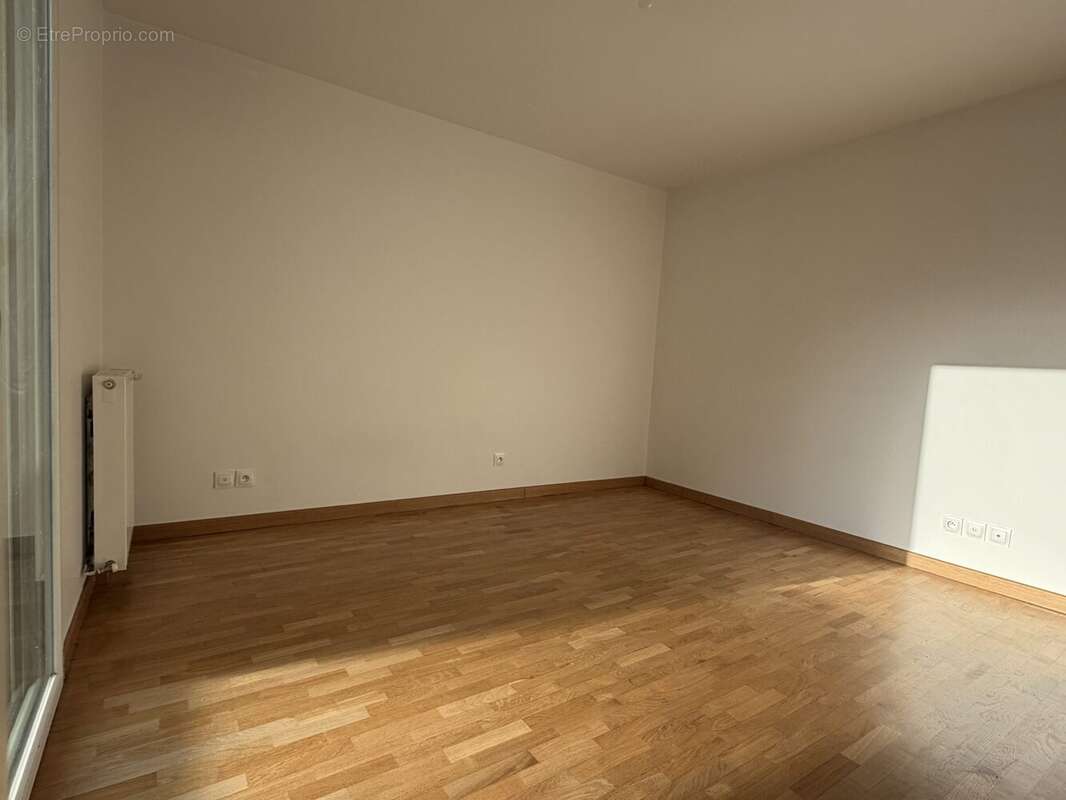 Appartement à SAINT-REMY-LES-CHEVREUSE