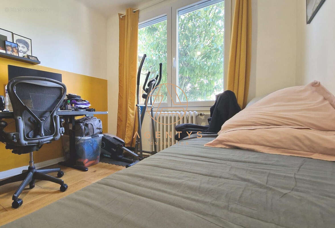 Maison à CHAMPIGNY-SUR-MARNE