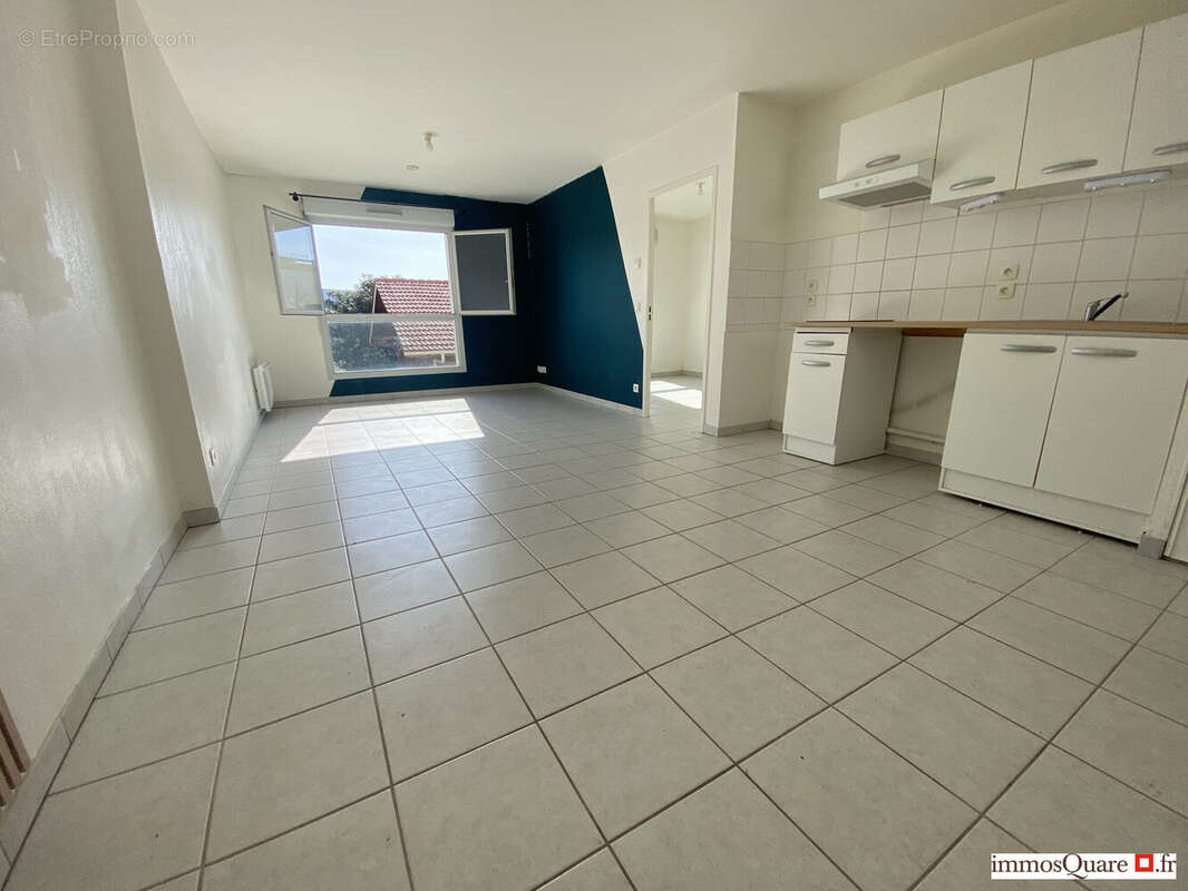 Appartement à LYON-8E