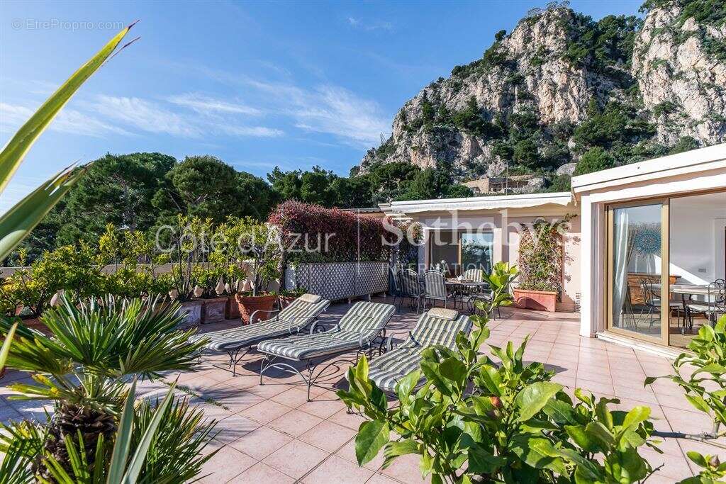 Appartement à CAP-D'AIL