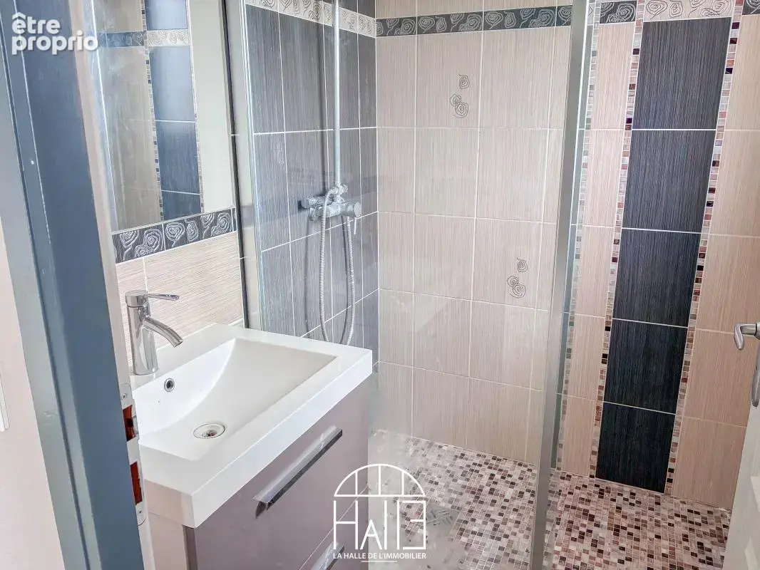 Maison 5 pièces 120 m² à vendre à Condat-Sur-Ganaveix (19140) - photo 10