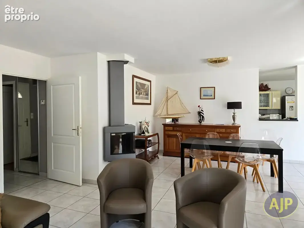 Maison  de Plain-Pied  Saint Marc Sur Mer - photo 2
