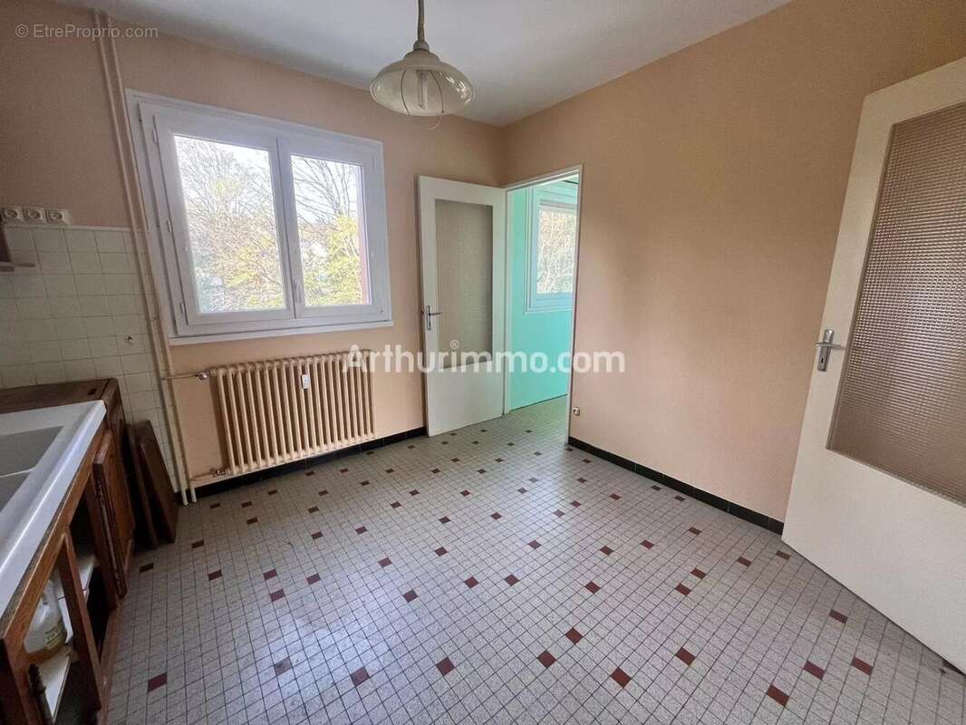Appartement à LONS-LE-SAUNIER