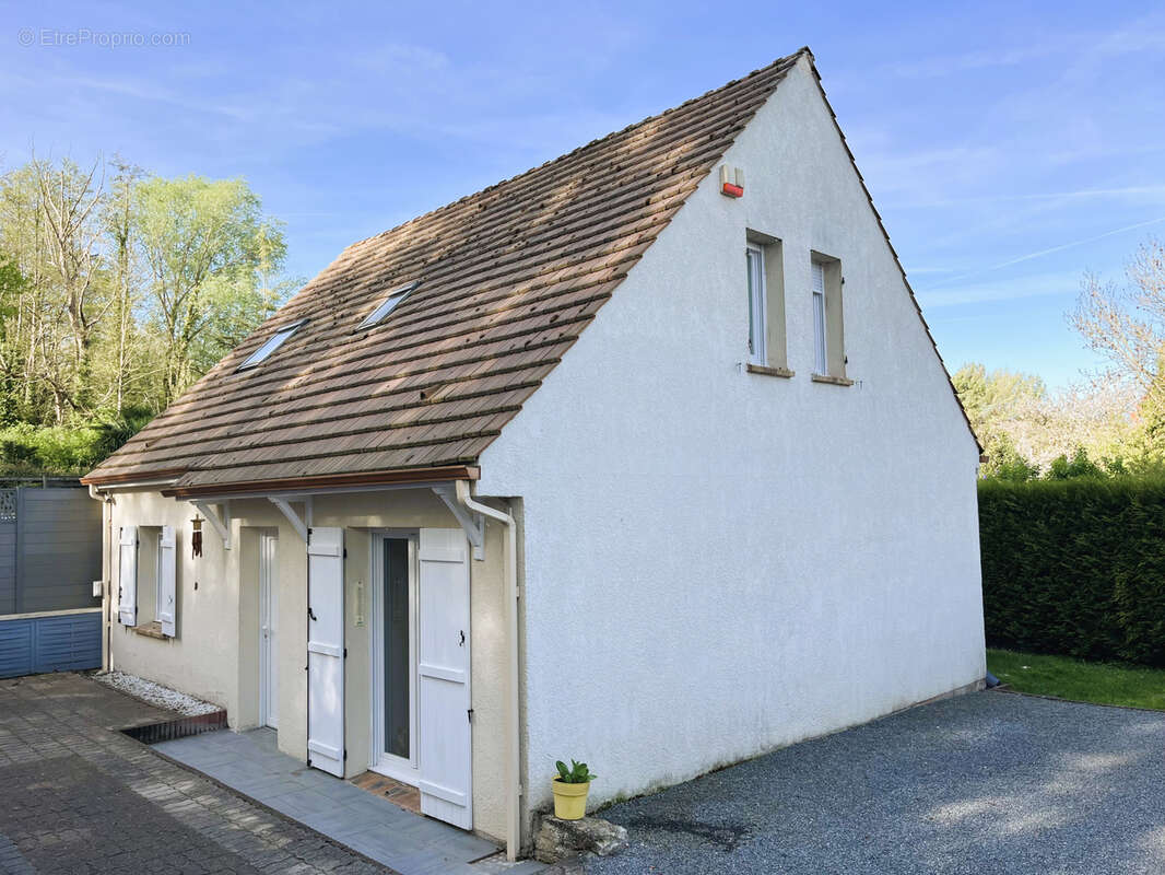 Maison à PONTPOINT