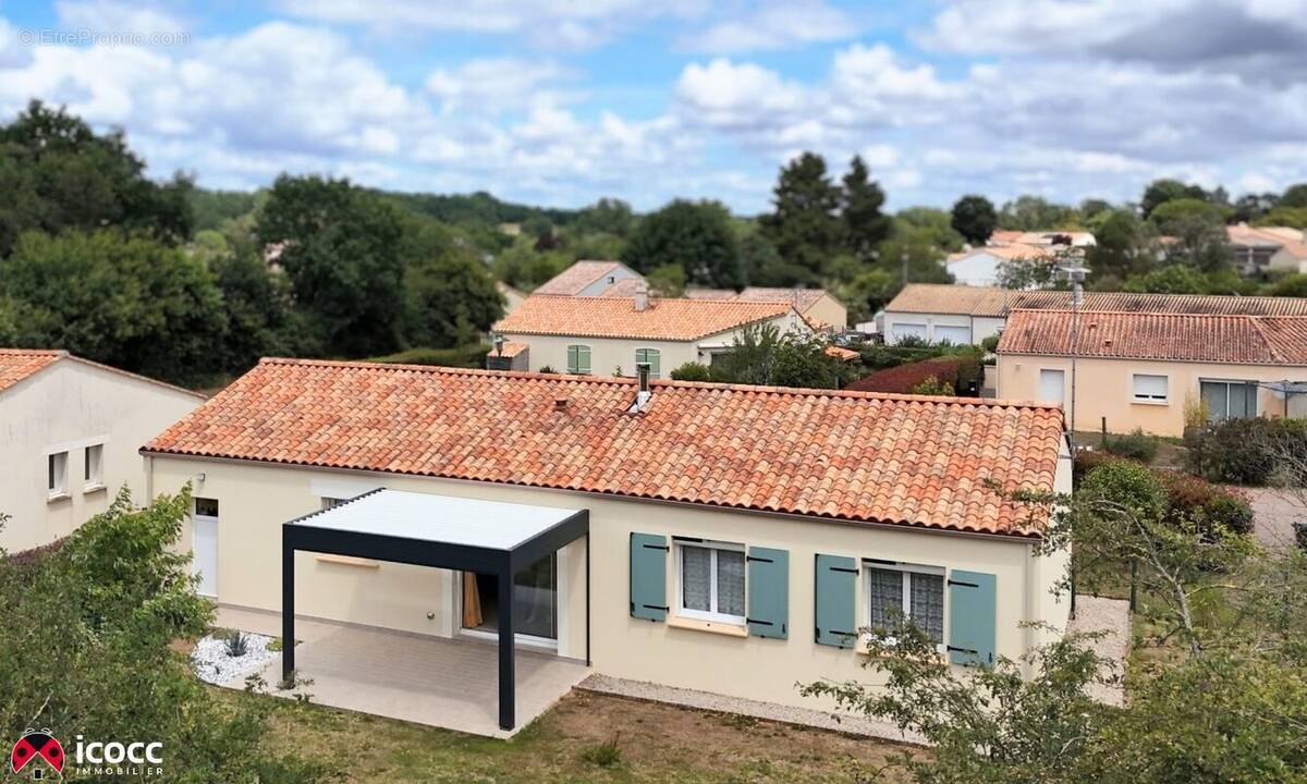 Maison à MAREUIL-SUR-LAY-DISSAIS