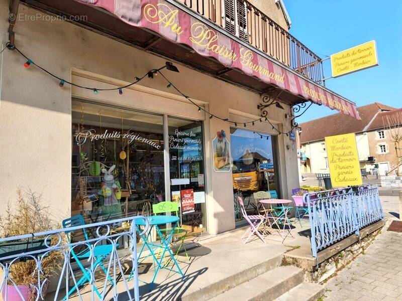 Commerce à ORCHAMPS