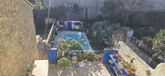 Maison à MOUSSAN