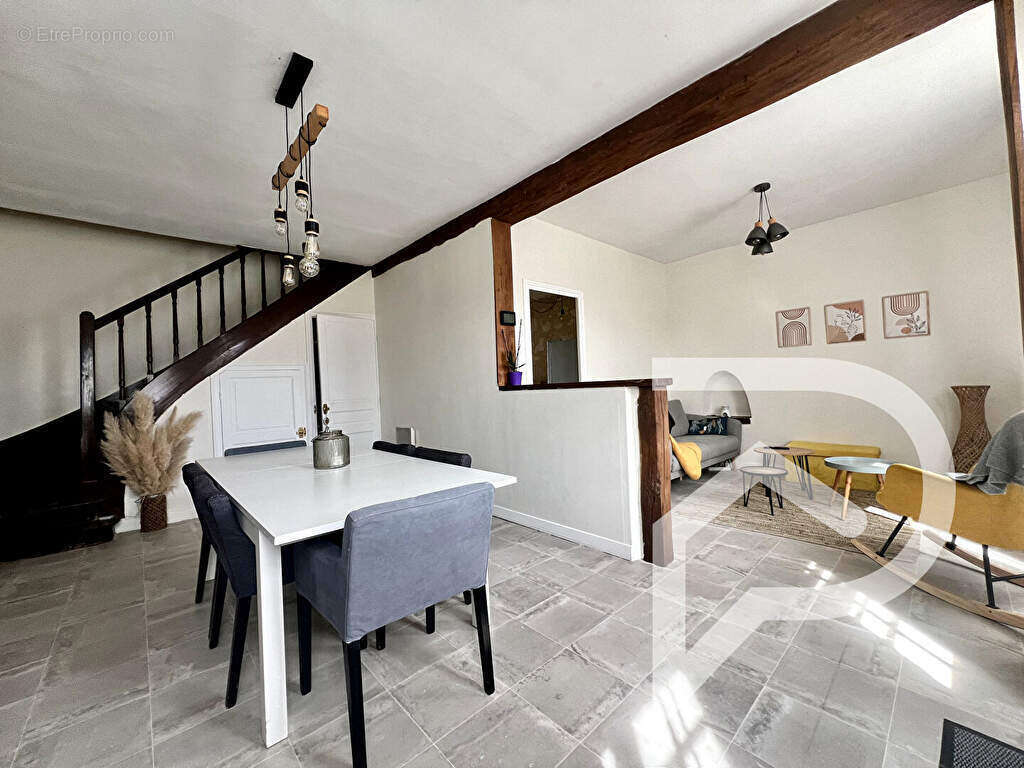 Maison à VILLERS-COTTERETS