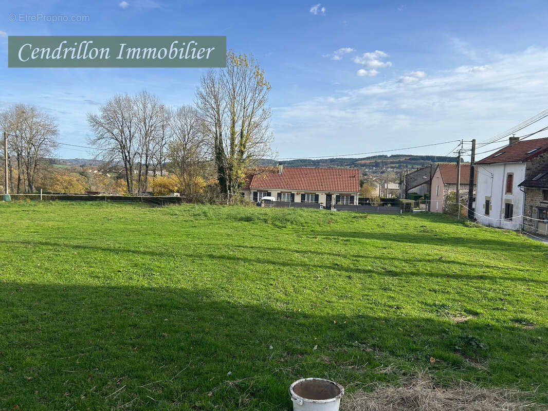 Terrain à BOURGANEUF