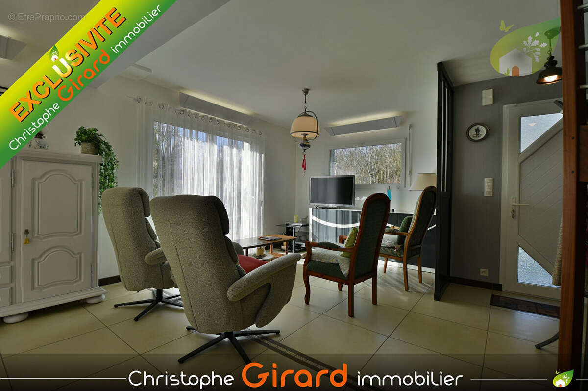 Maison à JUGON-LES-LACS