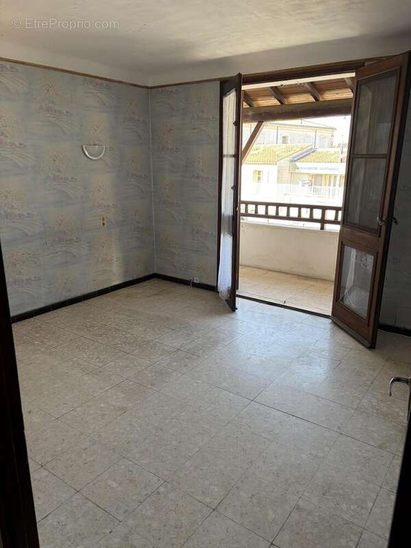 Maison 102 m² à Saintes-Maries-De-La-Mer  - photo 4