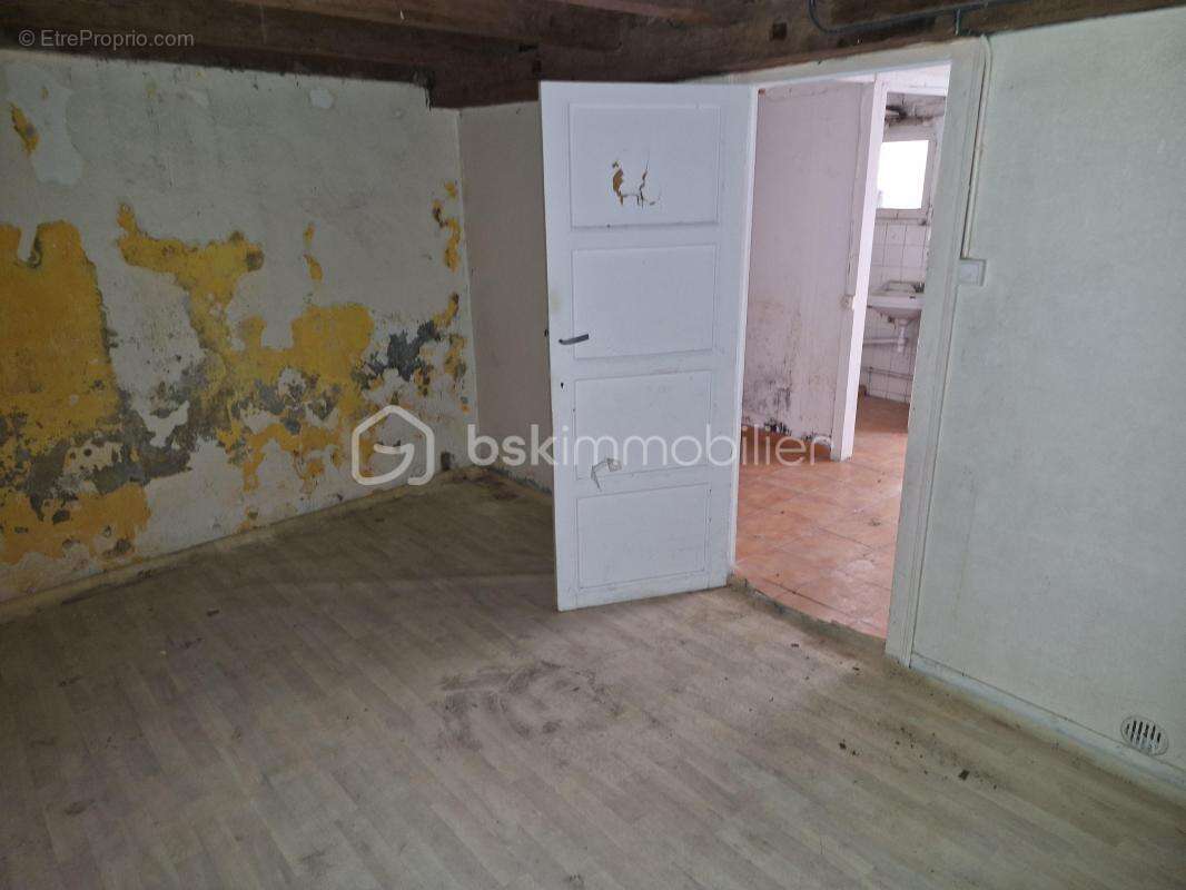 Belle maison de ville de 87m2 à rénover au coeur de Sainte-Foy-La-Grande - photo 11