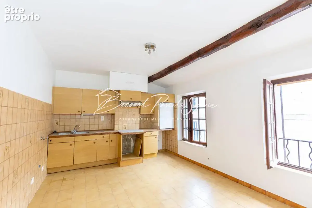 BAISSE DE PRIX - Immeuble de rapport  de 313 m2 avec commerce à Apt (84) - photo 14