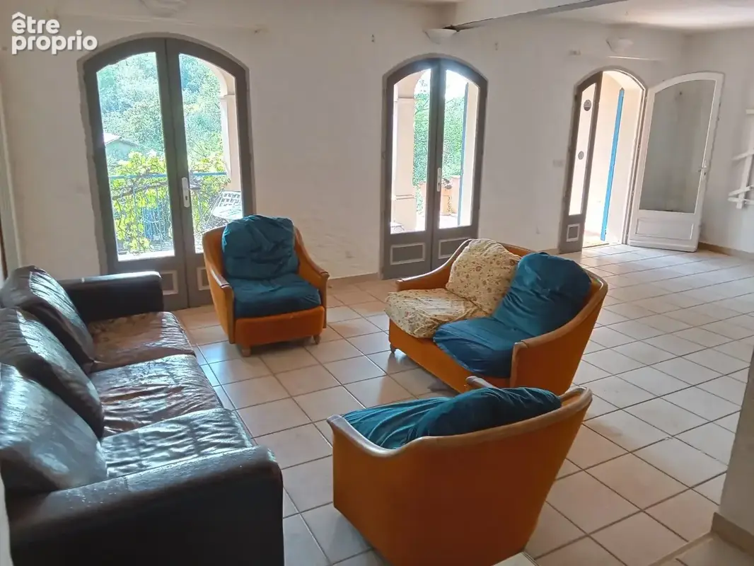 Mas avec 6 chambres d'hôtes 3 épis + gîte. - photo 3