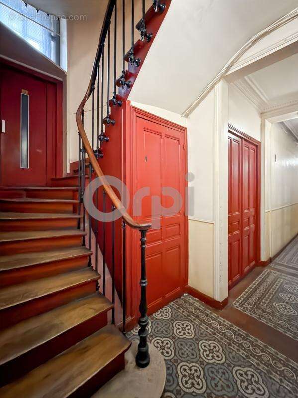 Appartement à PARIS-20E