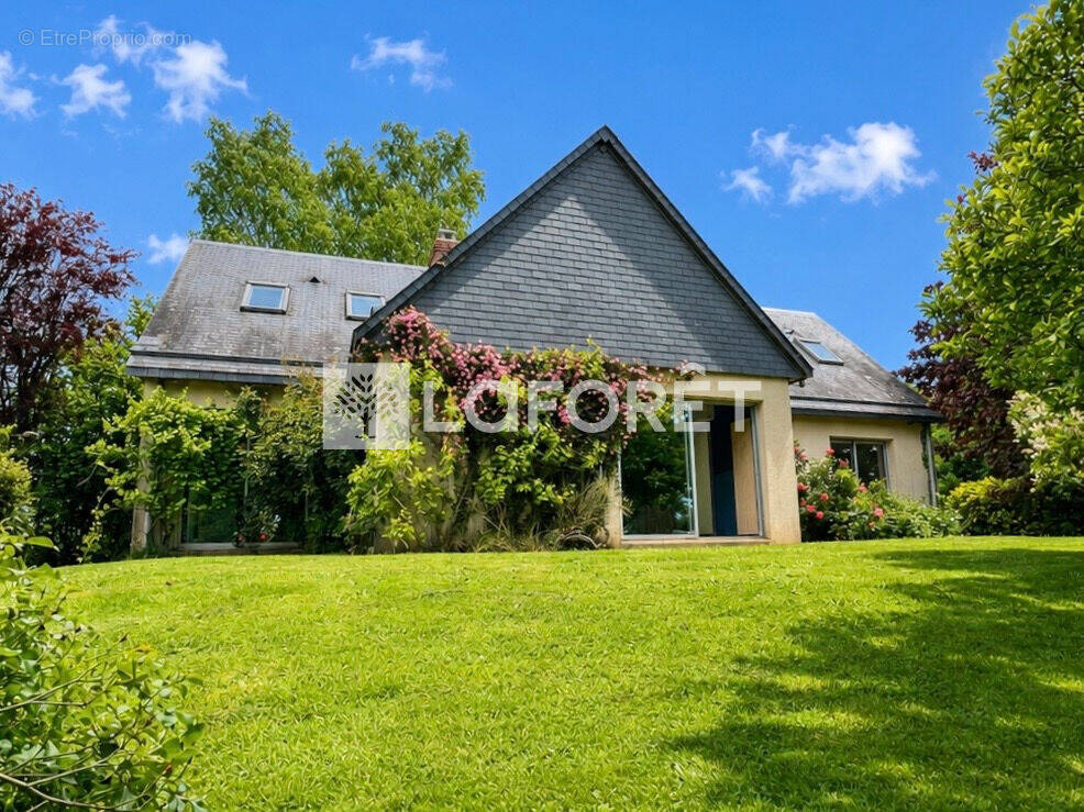 Maison à SAINT-JACQUES-SUR-DARNETAL
