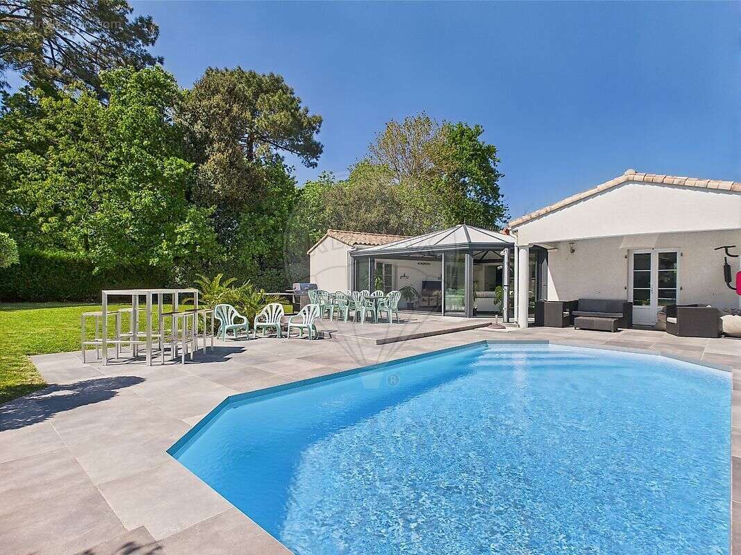 Maison à LES MATHES