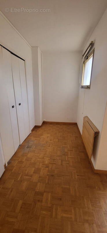 Appartement à MARSEILLE-5E