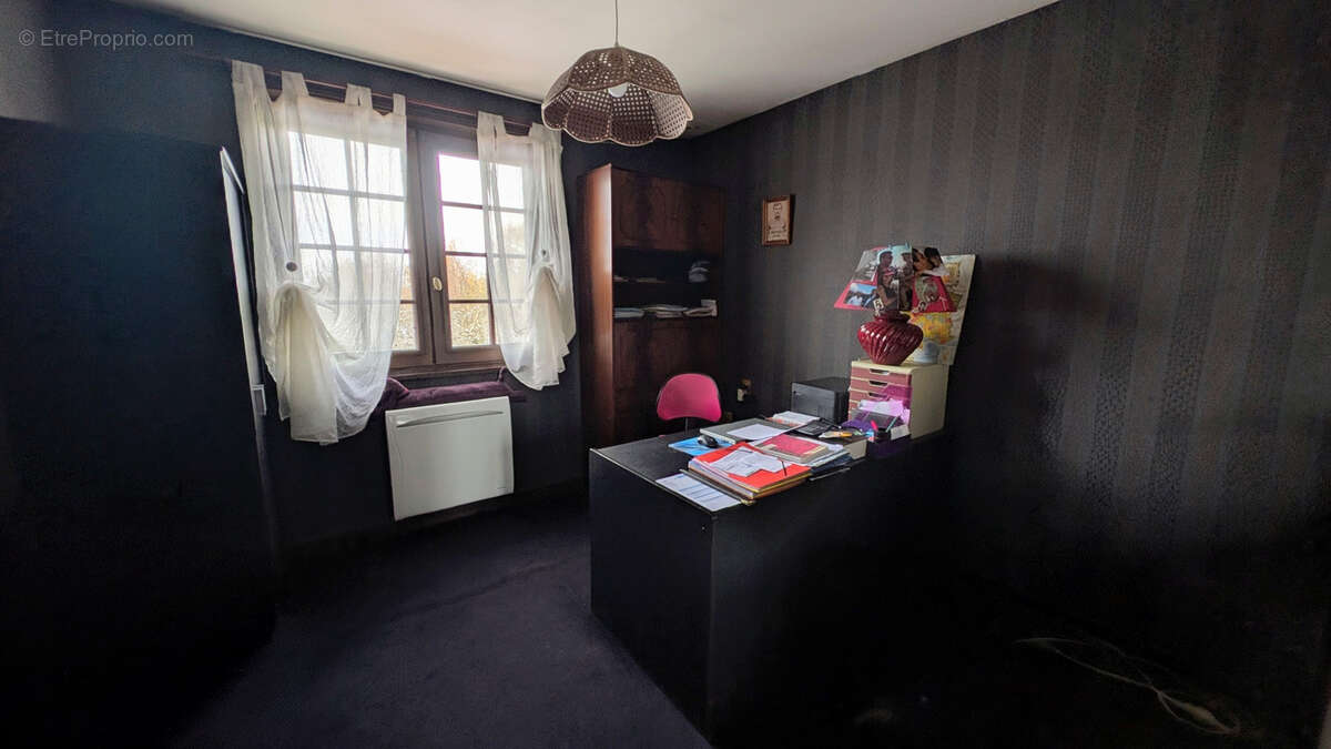 Maison à SAINT-ROMAIN-LA-MOTTE