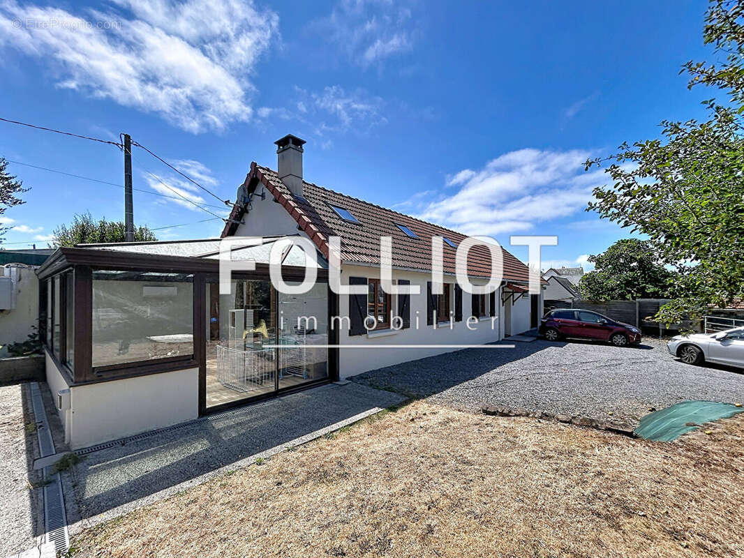 Maison 6 pièces à vendre à Coudeville sur Mer 50290 - photo 2