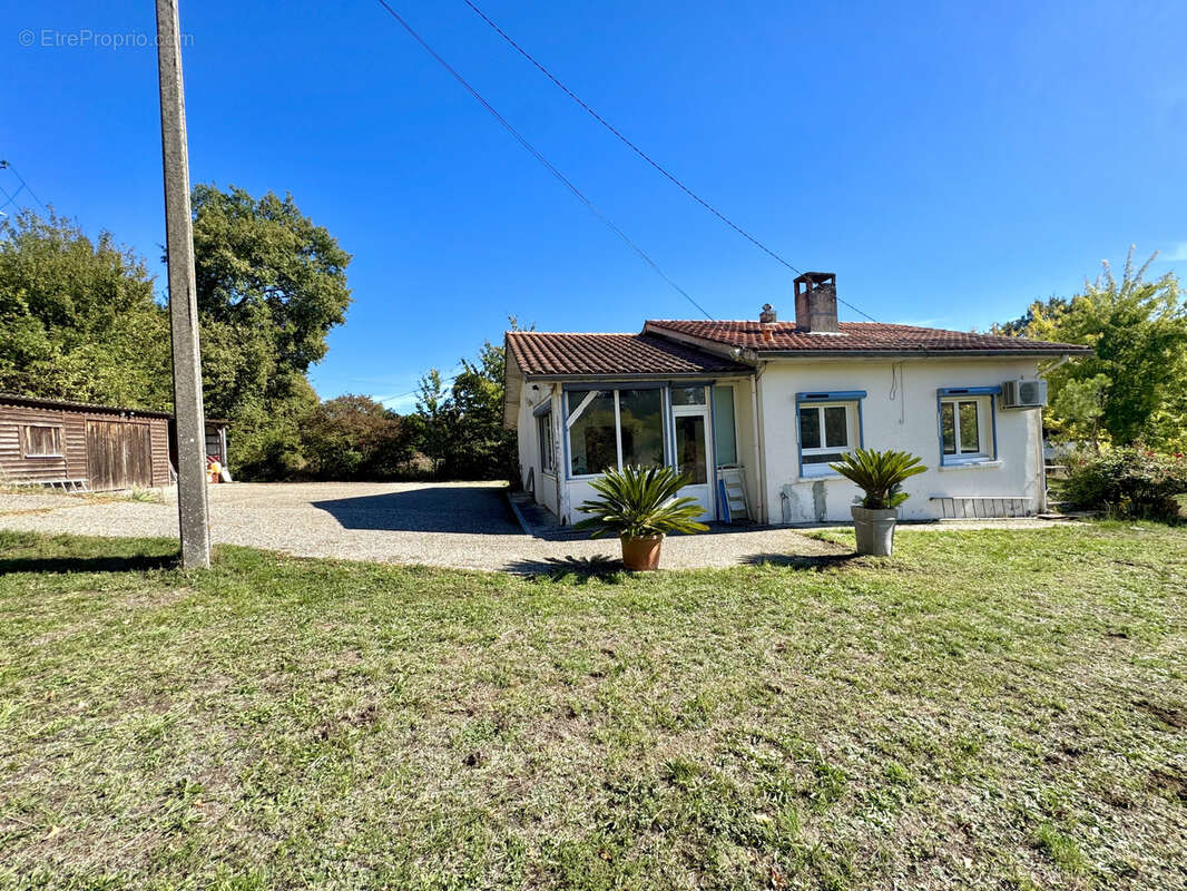 Maison à CAMBLANES-ET-MEYNAC